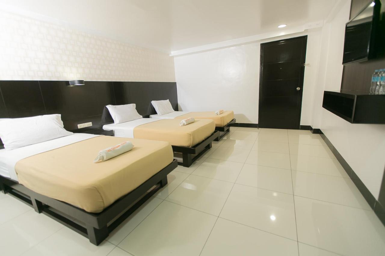 Sun Garden Hotel Tarlac Екстериор снимка